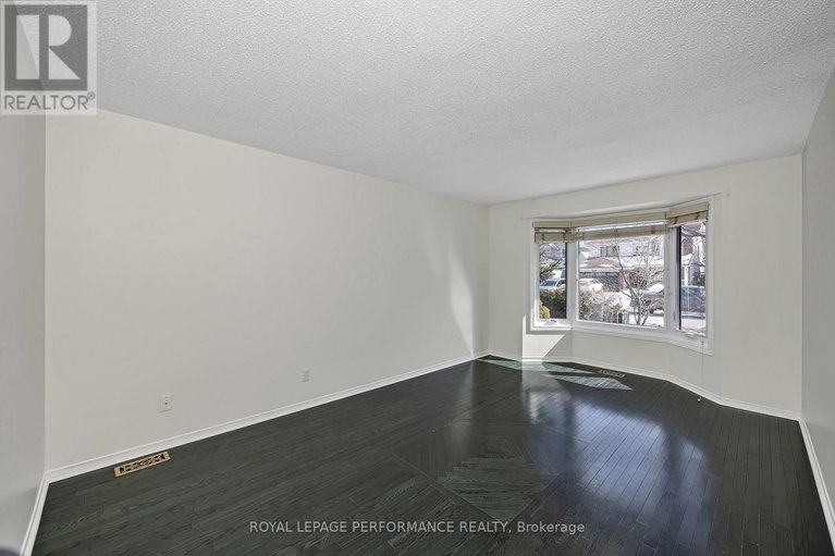 29648632/2023-rolling-brook-drive/orleans-village/ottawa/ontario/K1W1C9_3