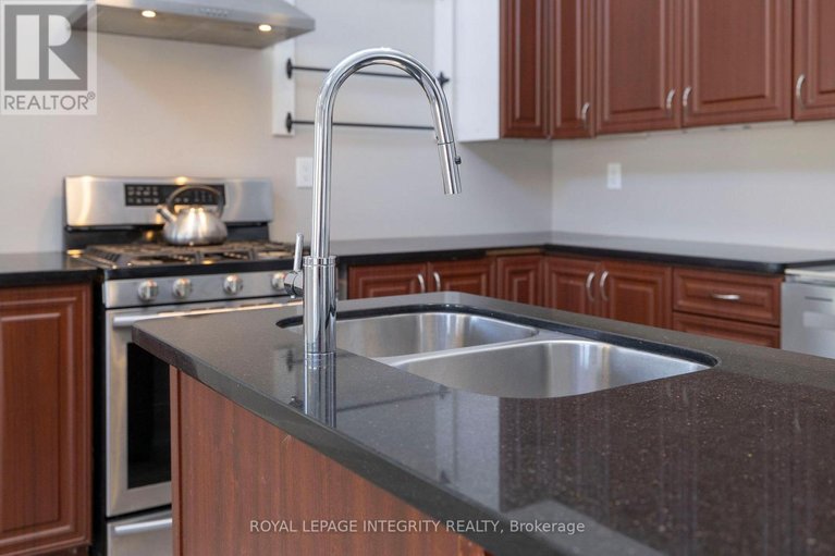 29662212/154-proulx-lane/lanark-highlands-lanark-twp/lanark-highlands/ontario/K0G1K0_22