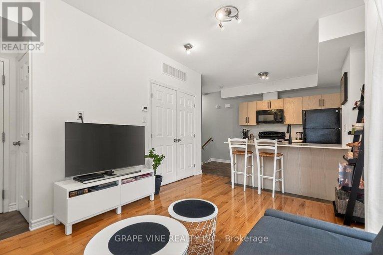 29185742/d-310-everest-private/elmvale-acres/ottawa/ontario/K1G4E3_12