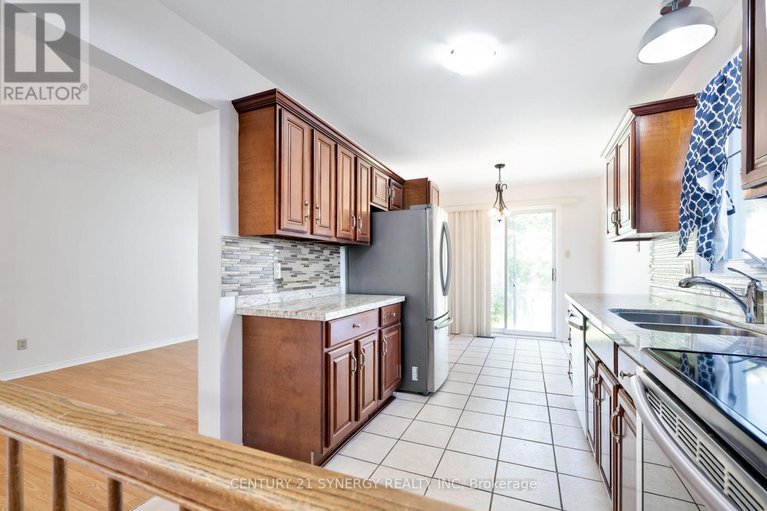 29048187/861-karsh-drive/hunt-club-park/ottawa/ontario/K1G4T9_14