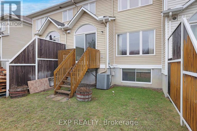 29637851/352-forestbrook-street/morgans-grantsouth-march/ottawa/ontario/K2K0B8_34