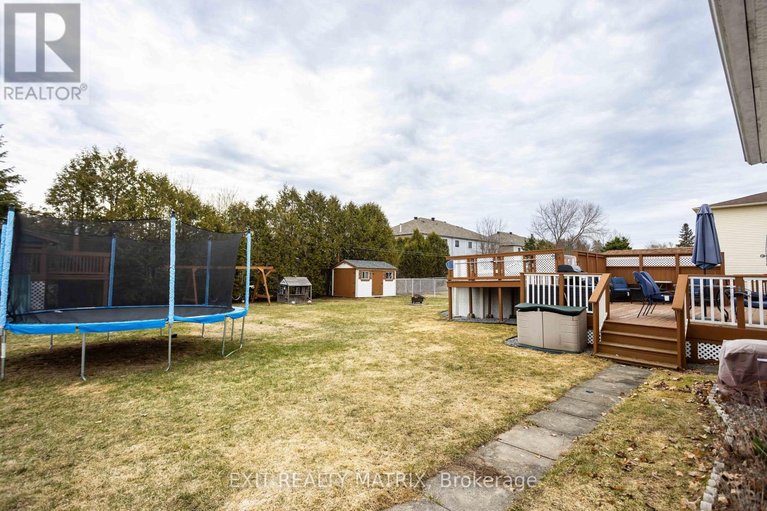 29621628/95-castlebeau-street/embrun/russell/ontario/K0A1W0_36