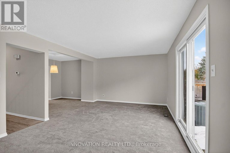 29490132/5-2336-orient-park-drive-e/blackburn-hamlet-south/ottawa/ontario/K1B4N5_10