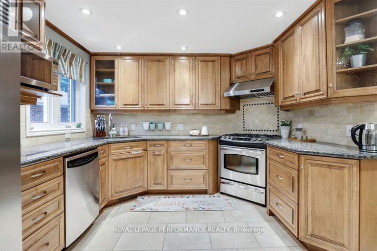 28629475/61-wycliffe-street/centrepointe/ottawa/ontario/K2G5L9_18