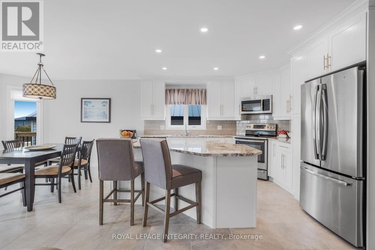 28552099/251-des-violettes-street/clarencerockland-twp/clarence-rockland/ontario/K0A2A0_10