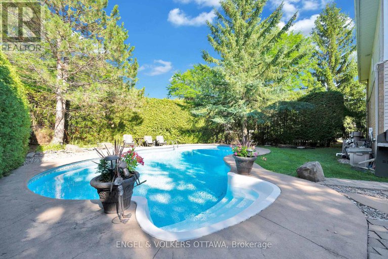 29038838/5-wynridge-place/emerald-meadowstrailwest/ottawa/ontario/K2M2S9_44