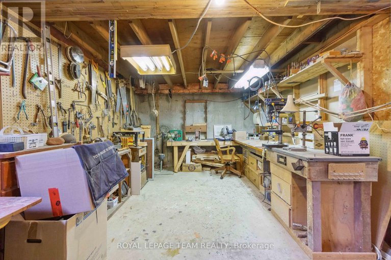 28348329/307-dodson-street/kemptville/north-grenville/ontario/K0G1J0_24