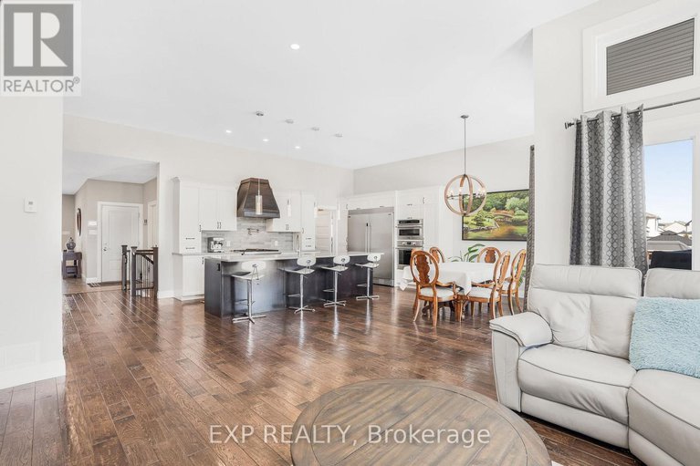 28574429/42-granite-street/clarencerockland-twp/clarence-rockland/ontario/K4K0H8_13