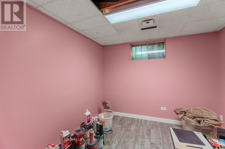 29266979/991-blair-road/cardinal-heights/ottawa/ontario/K1J7M9_35