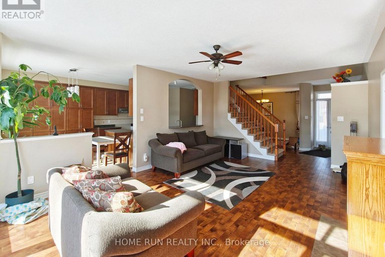 29419101/75-polo-lane/emerald-meadowstrailwest/ottawa/ontario/K2M2Y4_4