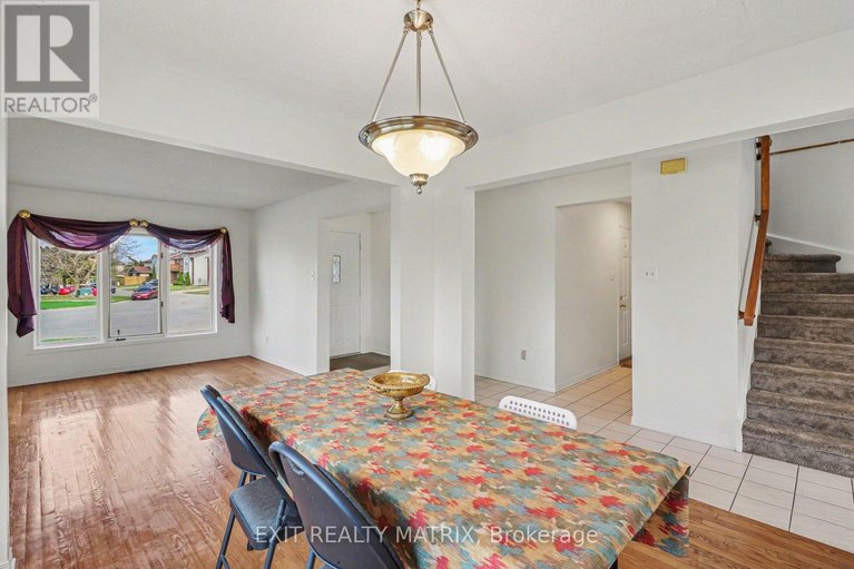 29641183/2829-gothwood-place/sawmill-creektimbermill/ottawa/ontario/K1T2V4_8