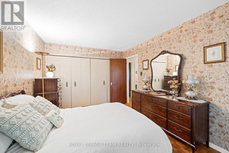 28883256/22-pellan-crescent/beaverbrook/ottawa/ontario/K2K1J5_15