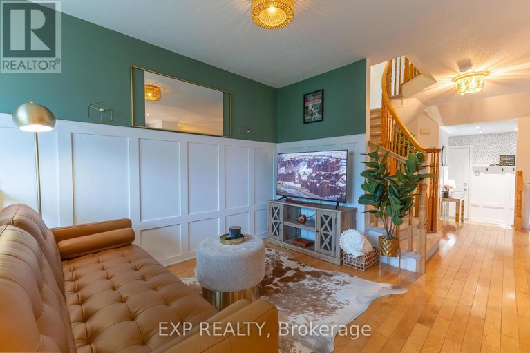 28967265/2341-glandriel-crescent/springridgeeast-village/ottawa/ontario/K4A4S8_8