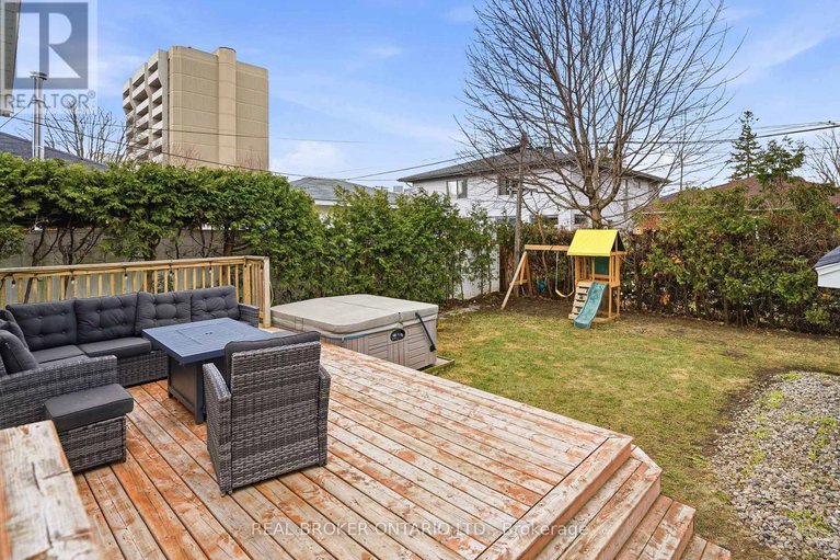 29601984/496-hartleigh-avenue/woodroffe/ottawa/ontario/K2B5J6_34