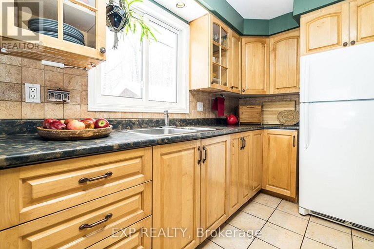 29539468/1094-snye-road/lanark-highlands-darling-twp/lanark-highlands/ontario/K0A3L0_22