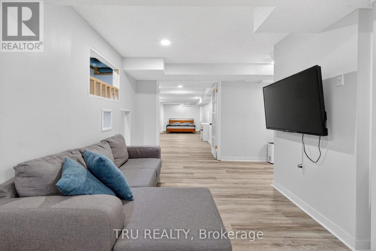 29673240/36-james-lewis-avenue/stittsville-south/ottawa/ontario/K2S1K4_40