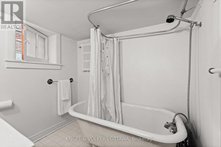 29066920/10-allan-place/glebe/ottawa/ontario/K1S3T1_27