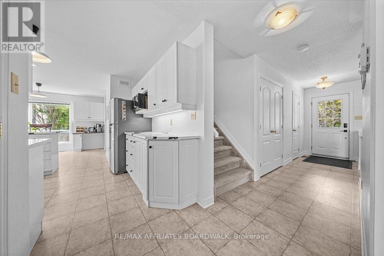 28591922/130-edward-street/almonte/mississippi-mills/ontario/K0A1A0_10