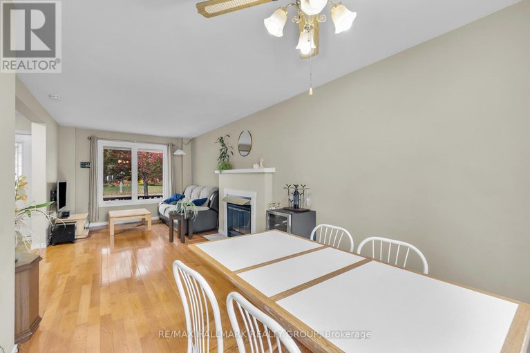 29038832/336-mceachern-crescent/bilberry-creekqueenswood-heights/ottawa/ontario/K1E3P5_15