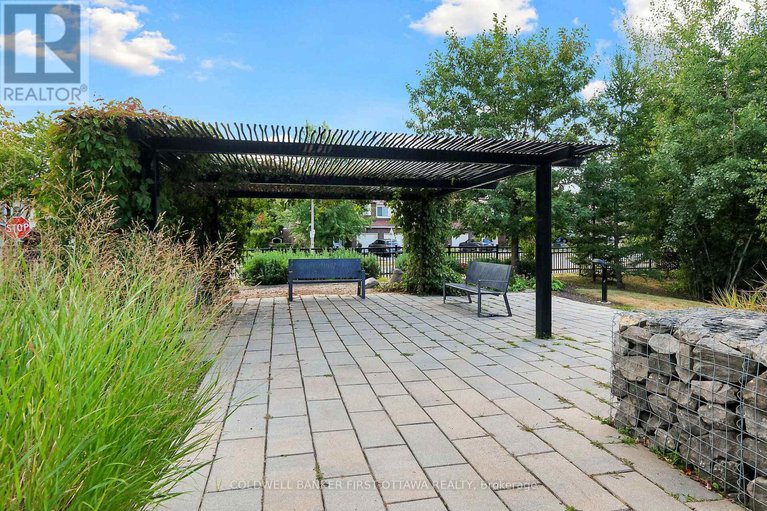 28944780/a-283-titanium-private-n/convent-glen-north/ottawa/ontario/K1C0A5_29