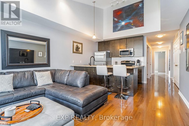 28648691/g-330-everest-private/elmvale-acres/ottawa/ontario/K1G4E4_4