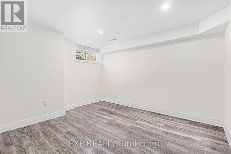 28898813/182-sunita-crescent/stonebridge/ottawa/ontario/K2J5S8_29
