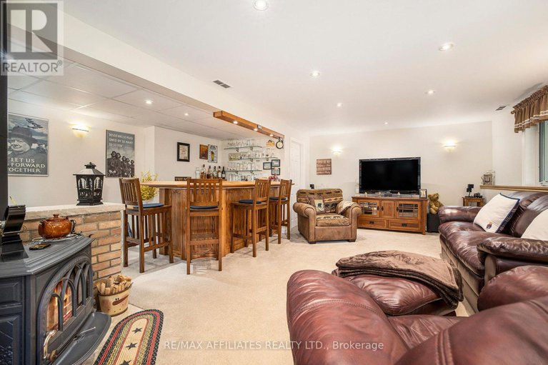 28652635/8185-jock-trail/goulbourn-twp-from-franktown-rdsouth-to-rideau/ottawa/ontario/K0A2Z0_33