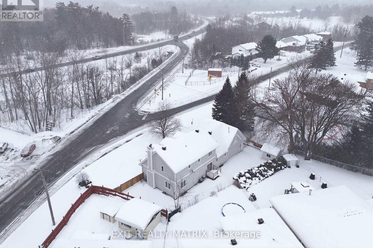 29349374/203-montee-outaouais-road/town-of-rockland/clarence-rockland/ontario/K4K1G2_46