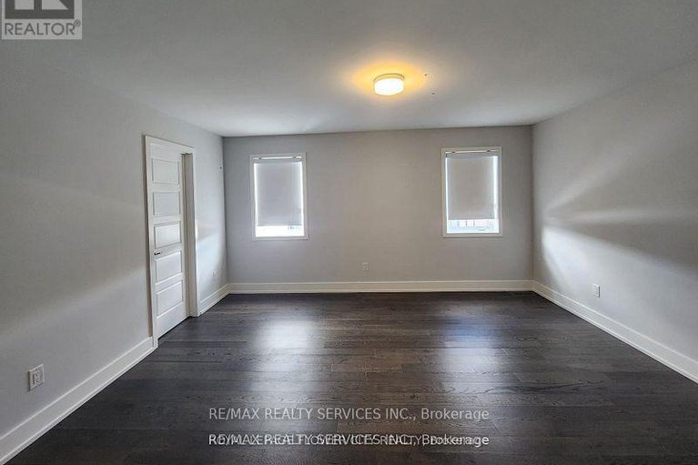 29125849/726-rouncey-road/emerald-meadowstrailwest/ottawa/ontario/K2S1B6_15