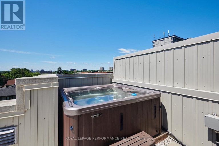 28573651/805-kingsmere-avenue/mckellar-heightsglabar-park/ottawa/ontario/K2A3J8_37