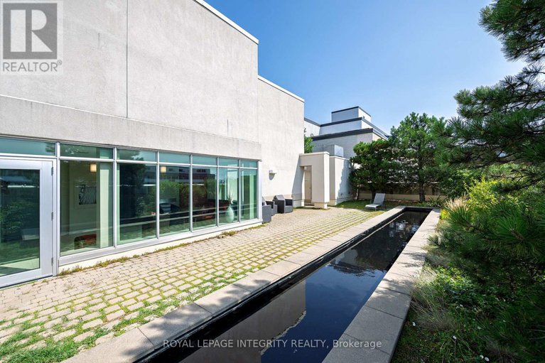 29091683/203-138-somerset-street-w/ottawa-centregolden-triangle/ottawa/ontario/K2P0A3_29