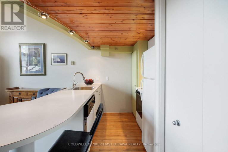 29153681/405-589-rideau-street/lower-town/ottawa/ontario/K1N6A1_18