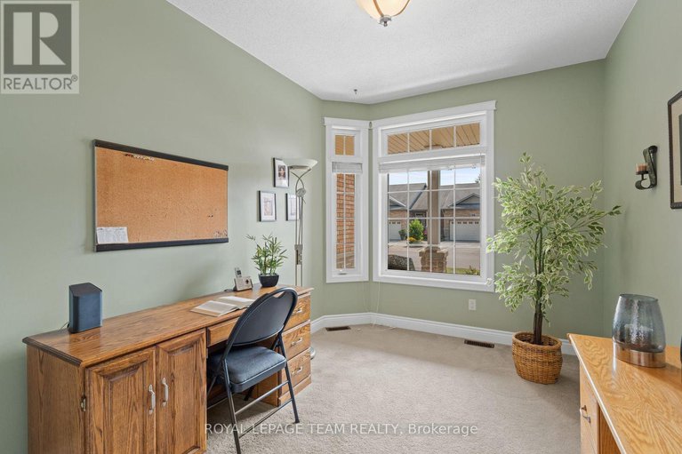 28746377/920-burwash-landing-bay/morgans-grantsouth-march/ottawa/ontario/K2W0C8_28