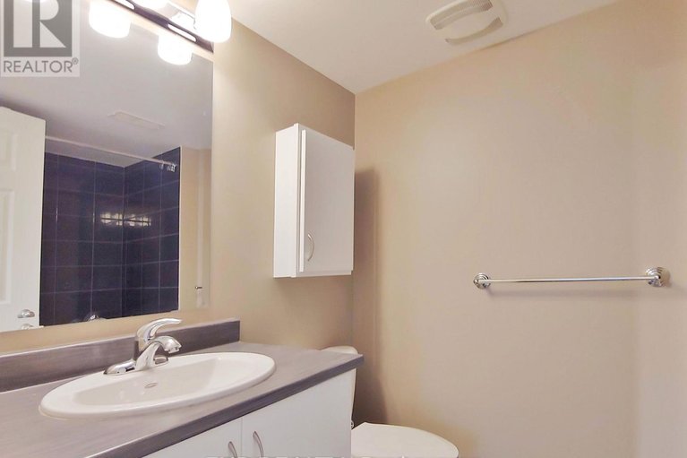 29473779/32-605-b-chapman-mills-drive/strandherd/ottawa/ontario/K2J5T1_26