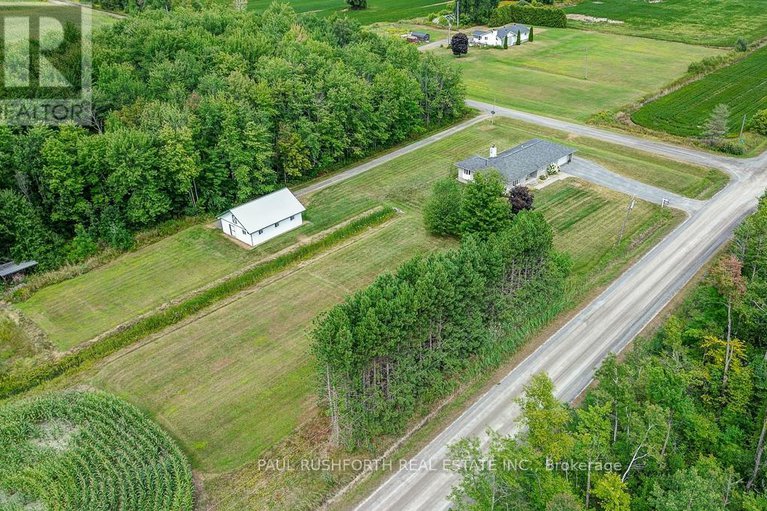 28756527/3285-magladry-road/sarsfieldbearbrook/ottawa/ontario/K4B1J1_47