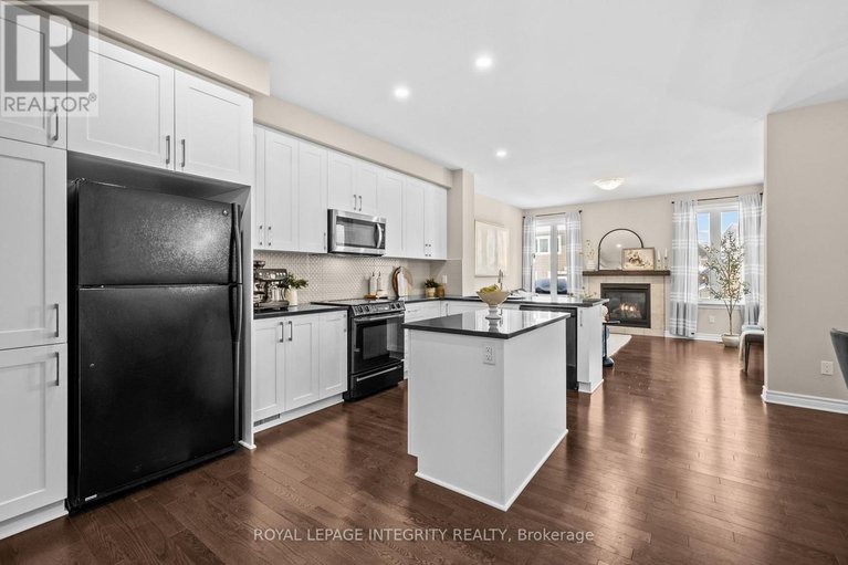 29615069/696-vivera-place/stittsville-north/ottawa/ontario/K2S2N1_15