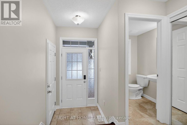 29406516/766-mayfly-crescent/half-moon-bay/ottawa/ontario/K2J6C7_4