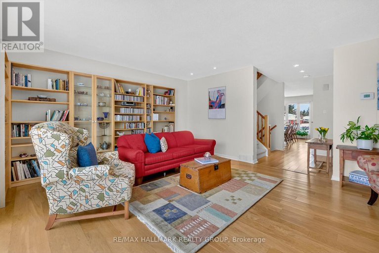 29413276/9-forsyth-lane/crystal-beach/ottawa/ontario/K2H9H1_19