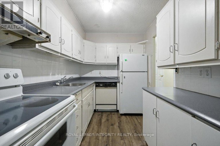 29038644/109-158a-mcarthur-avenue/vanier/ottawa/ontario/K1L7E7_17