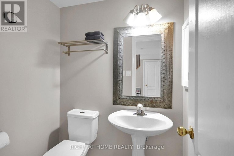 29540923/kenmare-pl-34-kenmare-place/cedargrovefraserdale/ottawa/ontario/K2J3L9_8