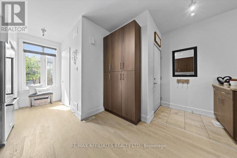 28756079/3-23-bergeron-private/chapel-hill/ottawa/ontario/K1C0C2_4