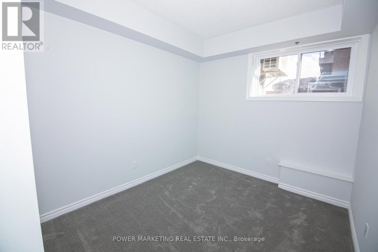 28758018/533-takamose-private/cfb-rockcliffe-and-area/ottawa/ontario/K1K5A5_14