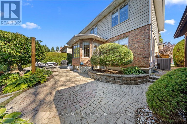 28881078/3-buttonwood-trail/stittsville-central/ottawa/ontario/K2S1C9_38
