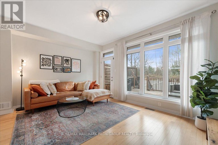 28279535/104-lionel-private/springridgeeast-village/ottawa/ontario/K4A0X1_9