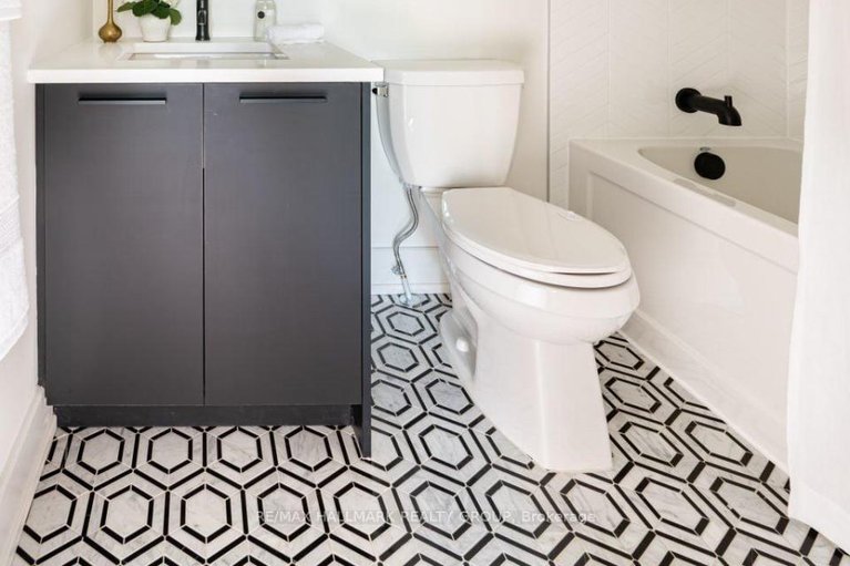 29298214/611-persimmon-way/orleans-village/ottawa/ontario/K1W0S8_18