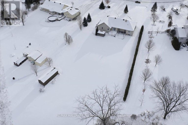 29174446/180-sophie-street/clarencerockland-twp/clarence-rockland/ontario/K4K1K7_24