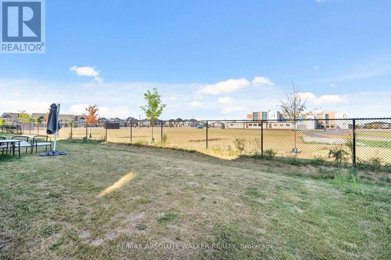 28745499/235-finsbury-avenue/stittsville-south/ottawa/ontario/K2S2Y2_35