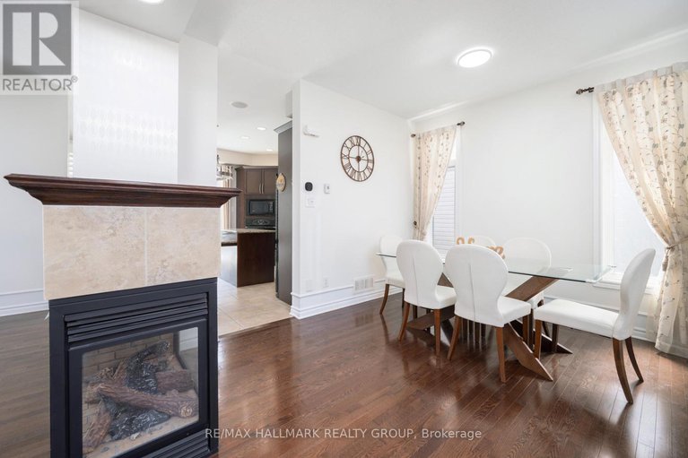 28553258/203-black-sage-crescent/riverside-southgloucester-glen/ottawa/ontario/K1V2J7_16