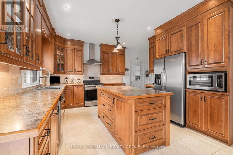 29027545/4633-albion-road/blossom-parkkemp-parkfindlay-creek/ottawa/ontario/K1X1A4_18