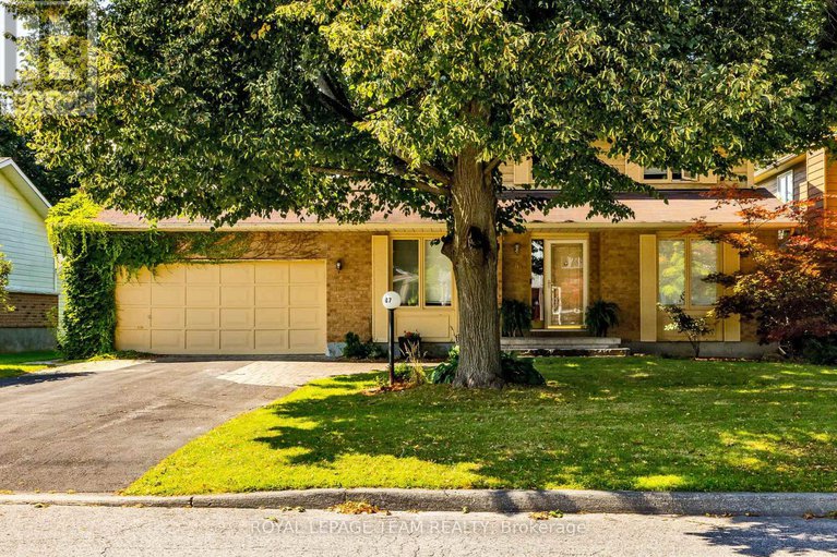 29218439/87-beechfern-drive/stittsville-central/ottawa/ontario/K2S1E3_2